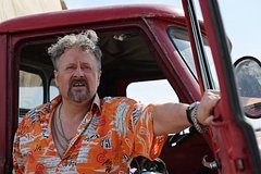 Известный российский актер заявил о необходимости заменить суставы